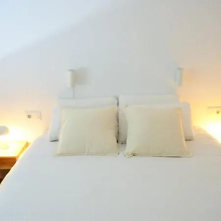 Betonica Apartment *